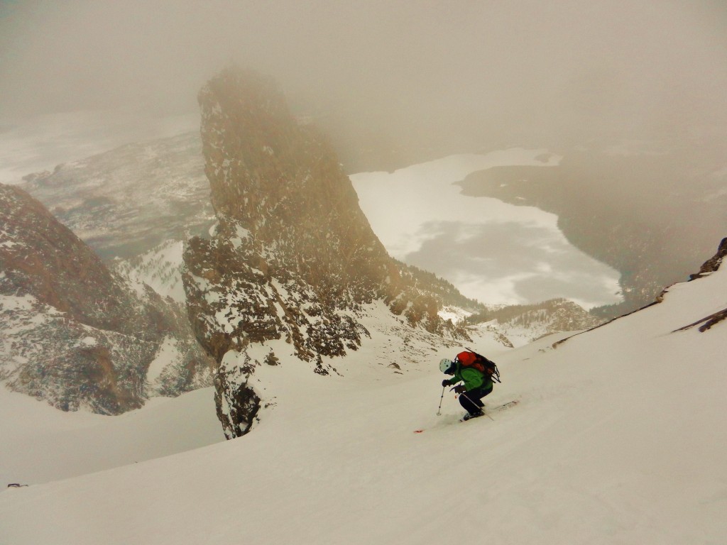 Jon drops off the summit of the Drizzlepuss