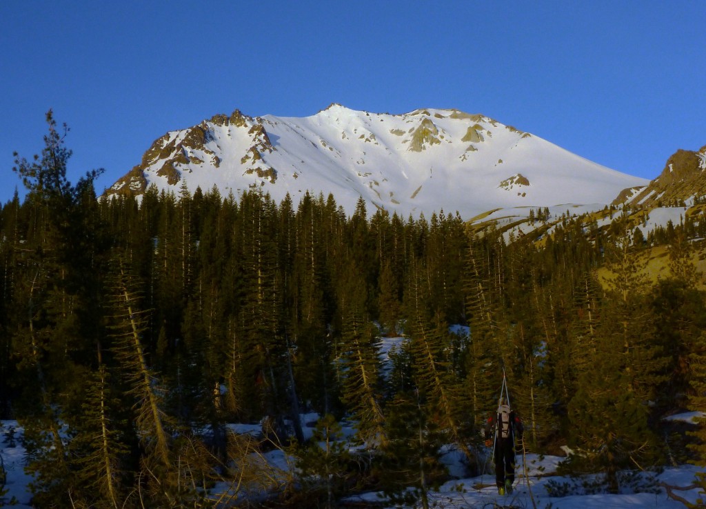 Morning approach to Mt Lassen